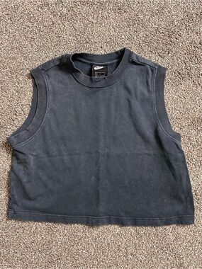 Nike navy blue Cropped Sleeveless Tank